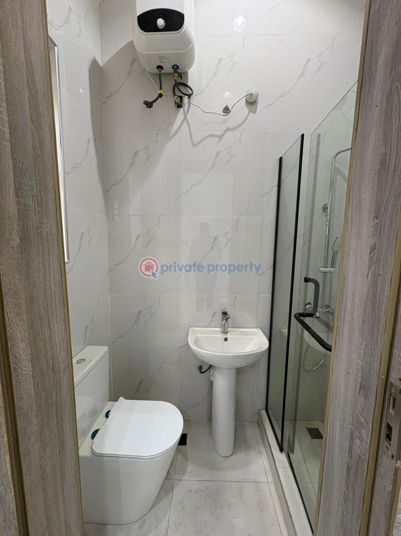 4 bedroom Semi detached Duplex For Sale Chevron, Chevron Drive Lekki Lagos - 16