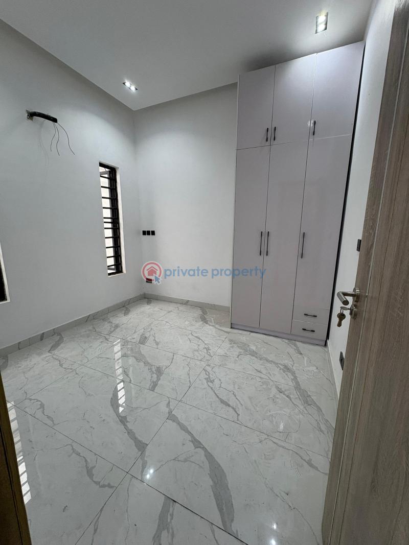 4 bedroom Semi detached Duplex For Sale Chevron, Chevron Drive Lekki Lagos - 17