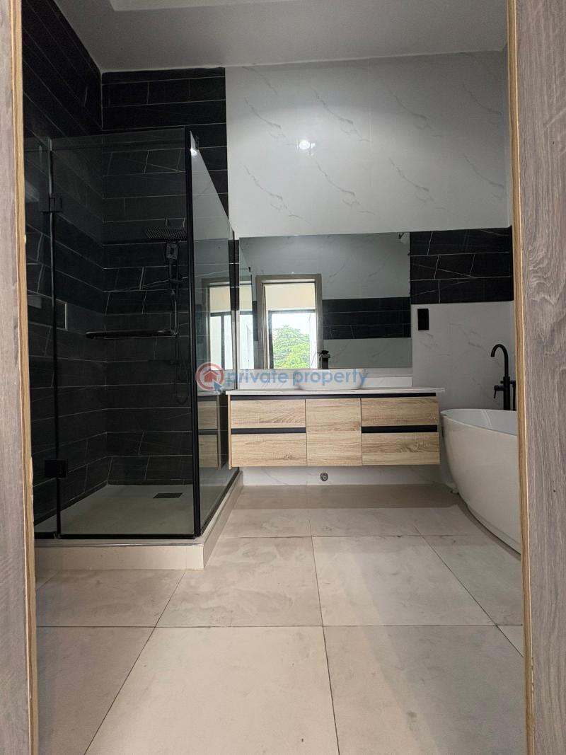 4 bedroom Semi detached Duplex For Sale Chevron, Chevron Drive Lekki Lagos - 11