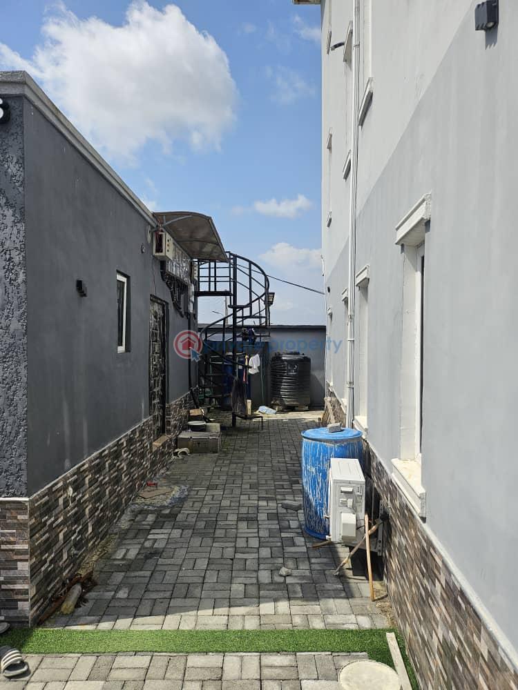 4 bedroom Terraced Duplex For Sale Sangotedo Lekki Ajah Sangotedo Ajah Lagos - 18