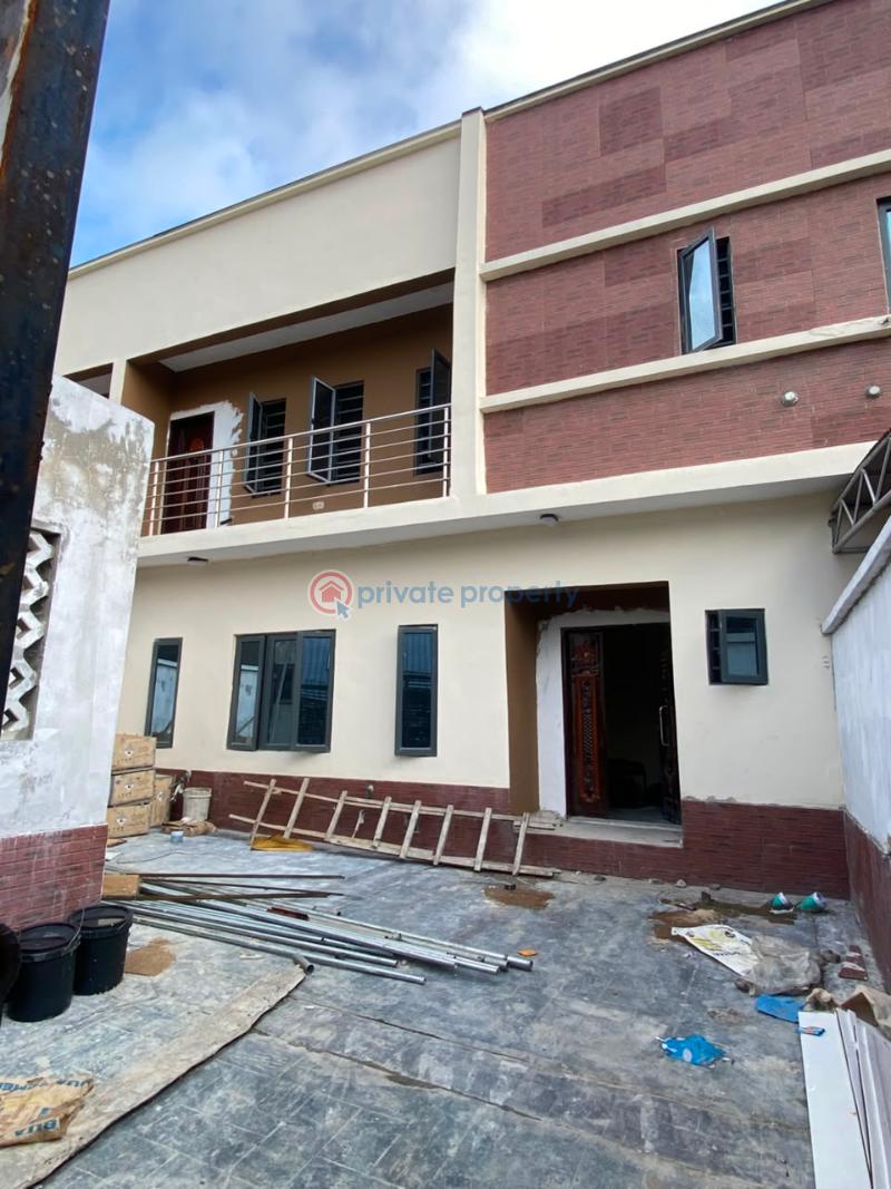 4 bedroom Terraced Duplex For Rent Lakowe Golf Course Road Lakowe Ajah Lagos - 1
