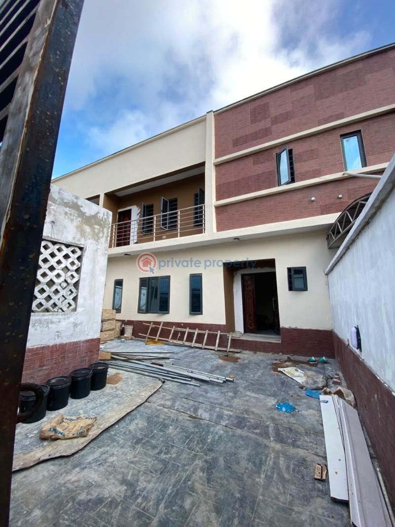 4 bedroom Terraced Duplex For Rent Lakowe Golf Course Road Lakowe Ajah Lagos - 0