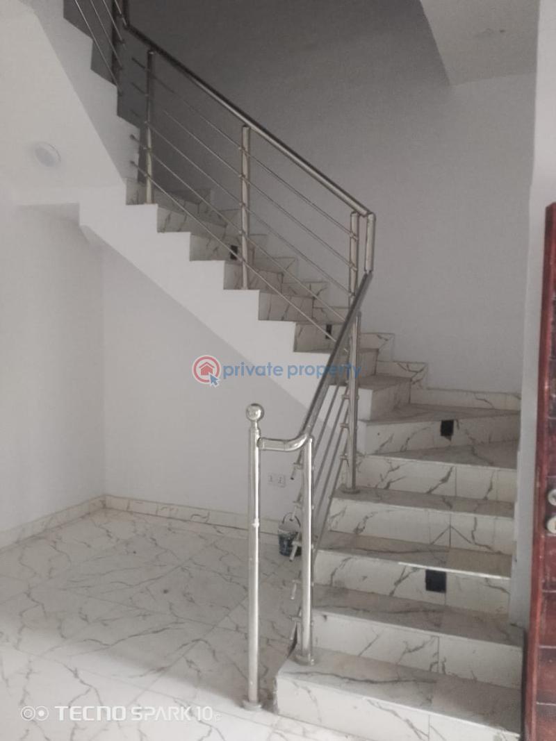 4 bedroom Terraced Duplex For Rent Conservation Center Lekki Expressway Lagos - 6