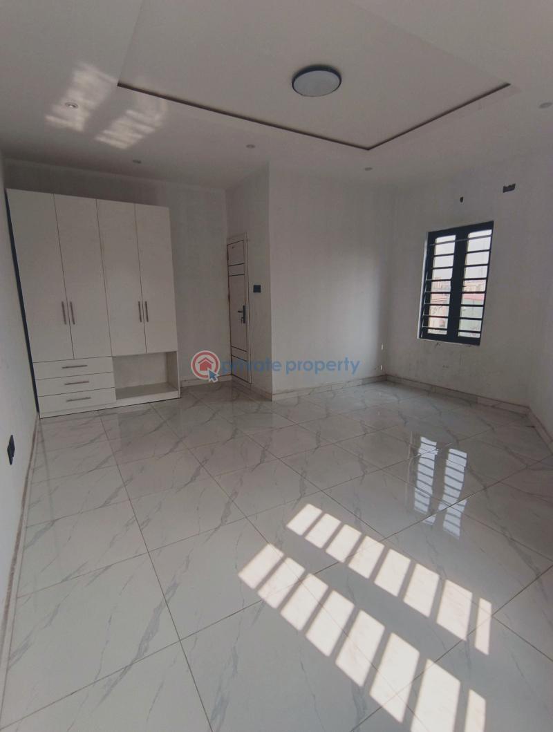 Brand new 4bedroom terrace duplex with bq @ omole phase 1,ikeja - 8 4 bedroom Terraced Duplex For Sale Damilola Fashade Off Titilayo Adedoyin, Omole Phase 1,ikeja Ikeja  Lagos - 8
