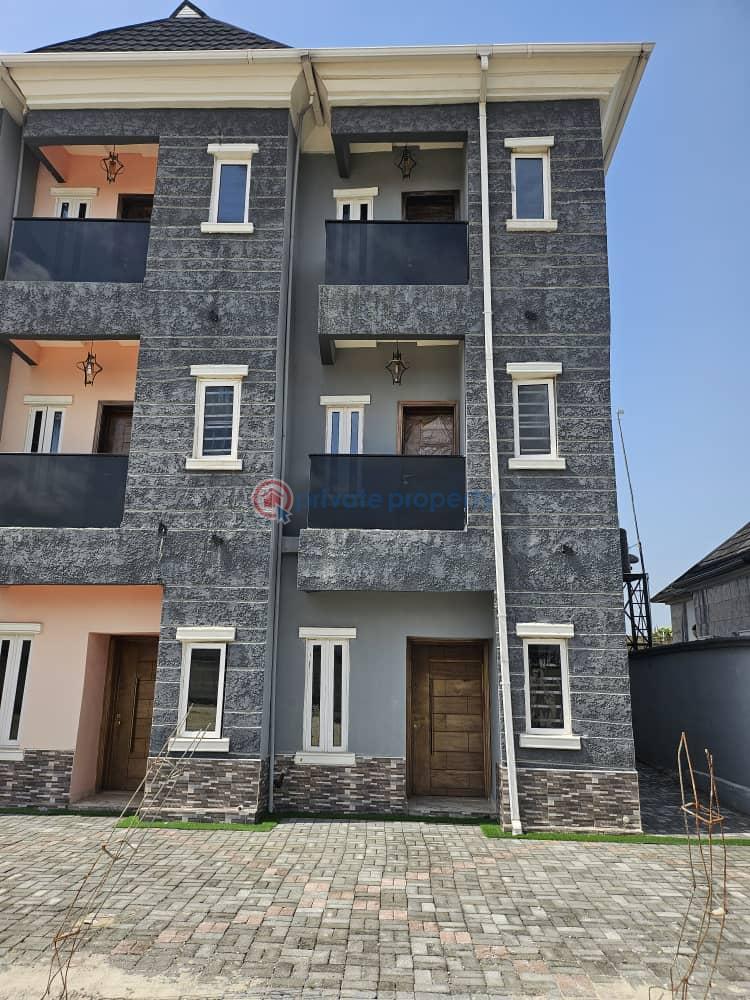 4 bedroom Terraced Duplex For Sale Estate Sangotedo Lekki Ajah Lagos - 15