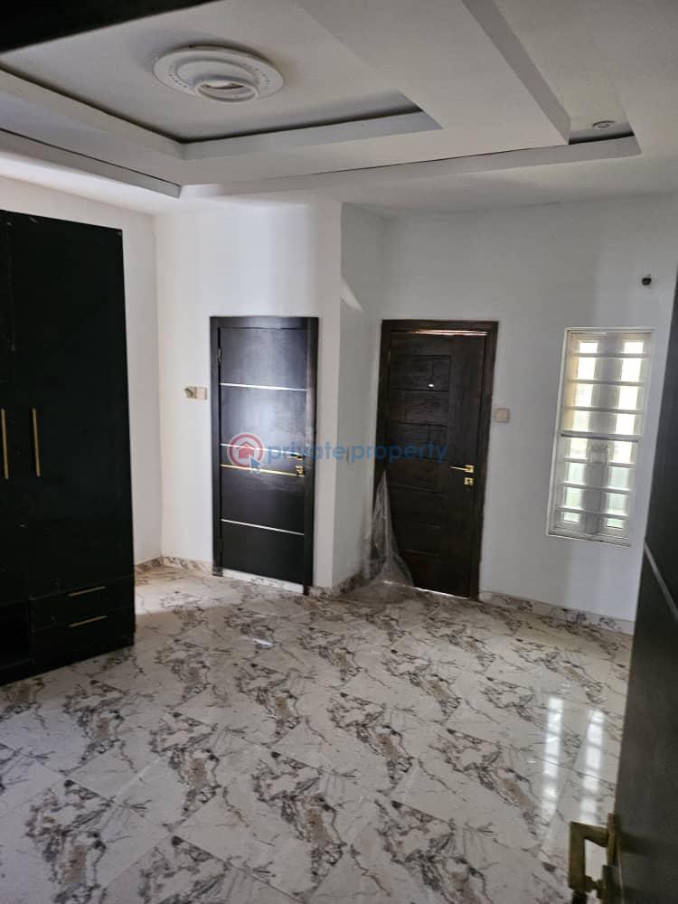 4 bedroom Terraced Duplex For Sale Estate Sangotedo Lekki Ajah Lagos - 11