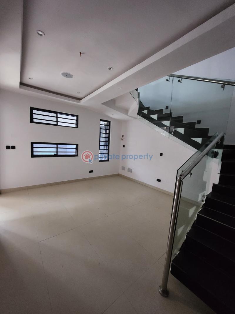 3 bedroom Terraced Duplex For Rent Victoria Island Lagos - 9