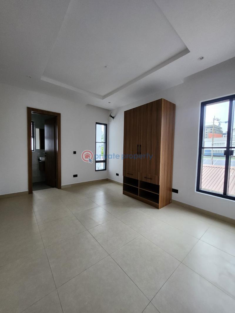 3 bedroom Terraced Duplex For Rent Victoria Island Lagos - 4