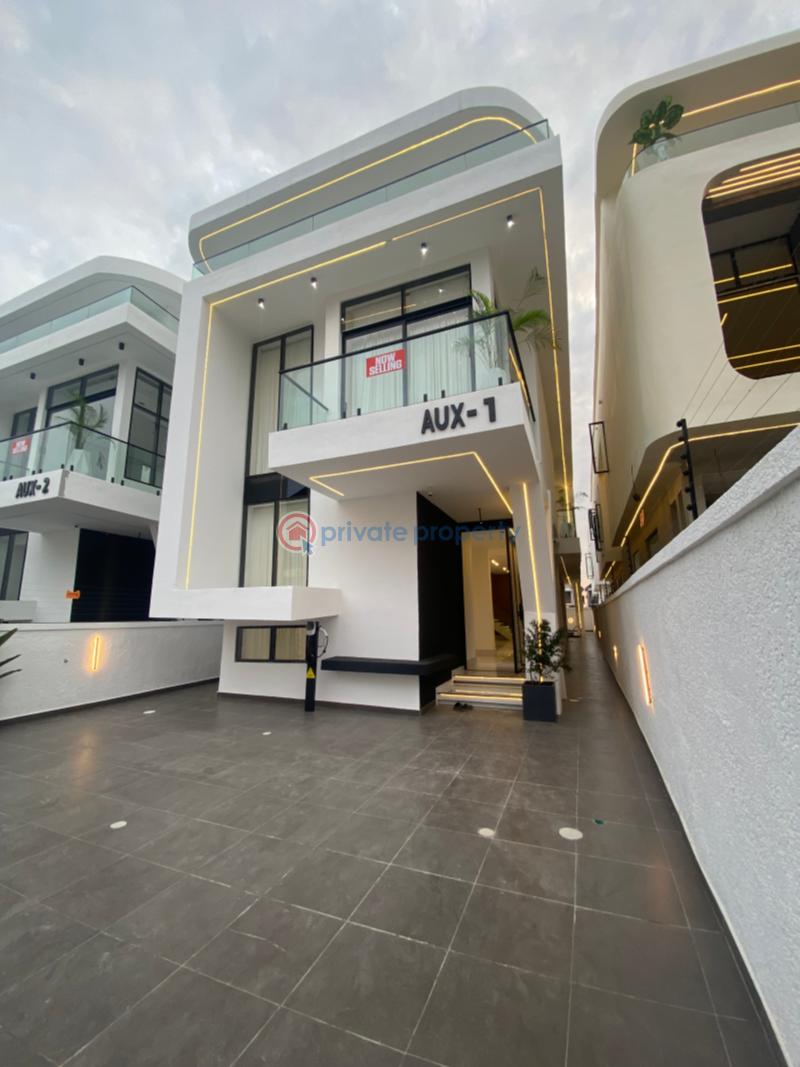 5 bedroom Detached Duplex For Sale Lekki Vgc Lagos State. Victoria Garden City Lekki Lagos - 1