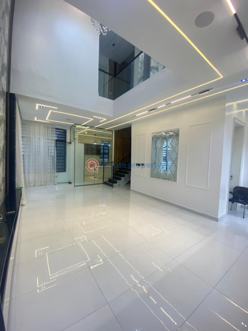 5 bedroom Duplex For Sale Ikota , Lekki Lagos Ikota Lekki Lagos - 2