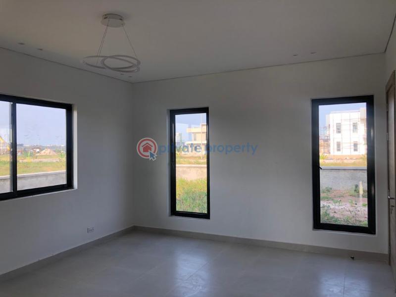 5 bedroom Detached Duplex For Rent Maiyegun Beach Estate Lekki Lagos - 9