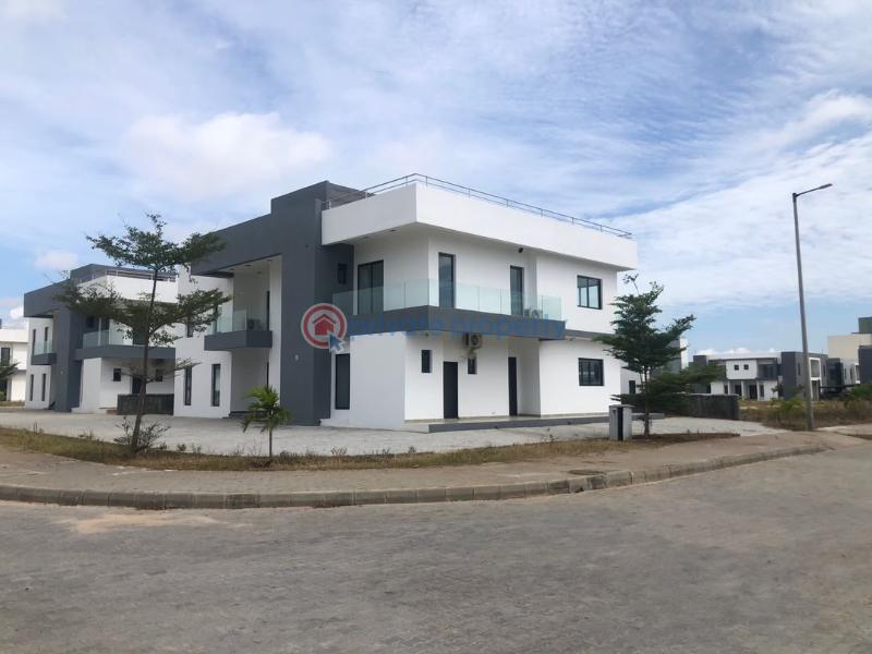 5 bedroom Detached Duplex For Rent Maiyegun Beach Estate Lekki Lagos - 0