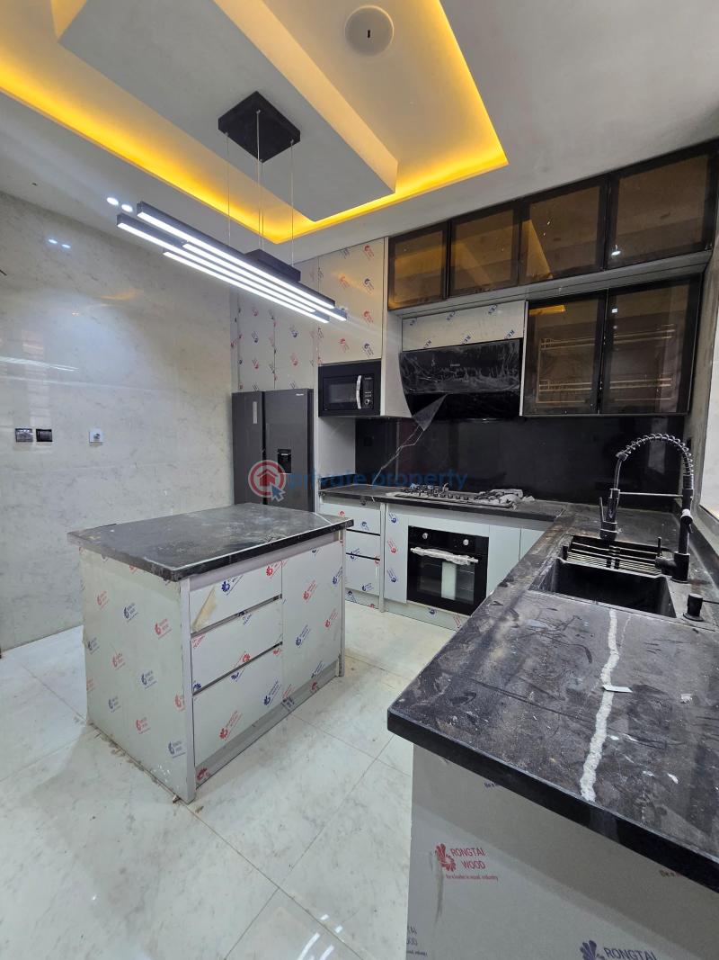 Brand new 5-bedroom detached duplex  with bq - 13 5 bedroom Detached Duplex For Sale Lekki Phase 1 Lagos - 13