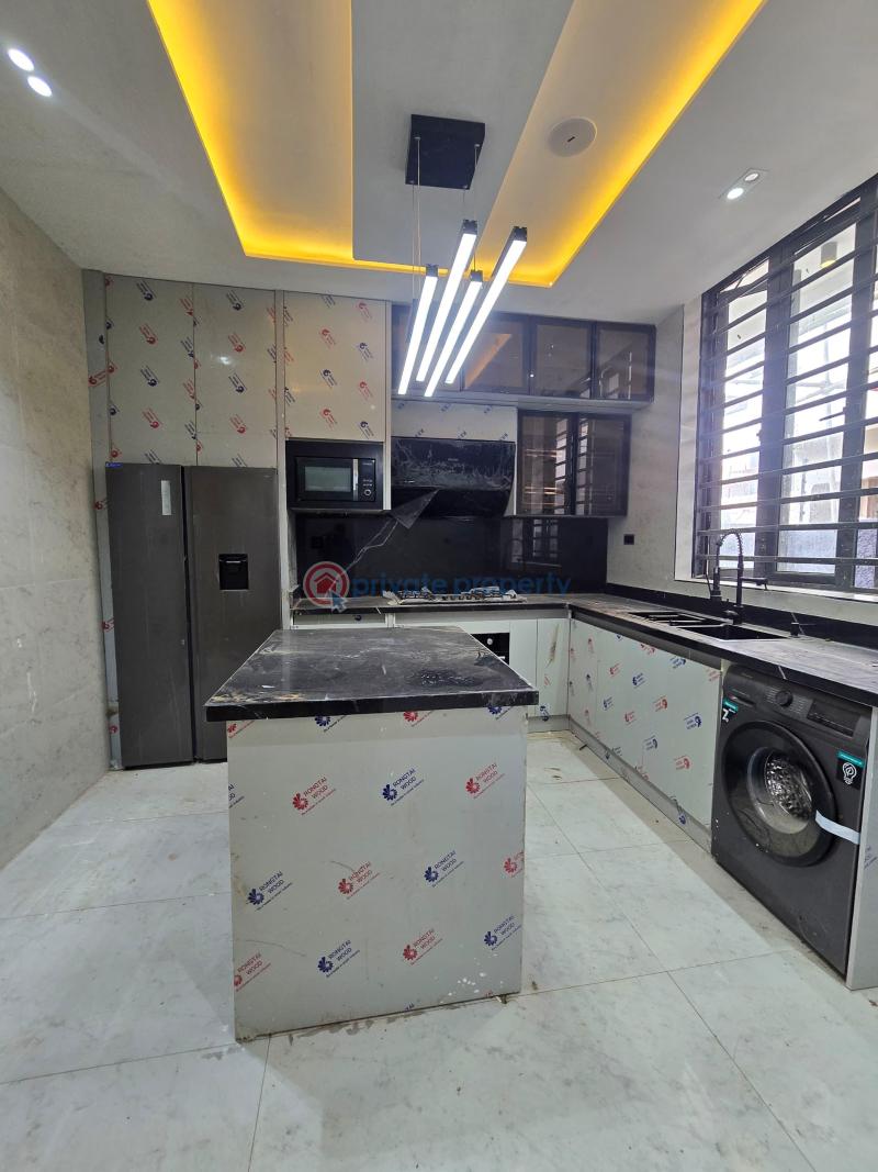 Brand new 5-bedroom detached duplex  with bq - 14 5 bedroom Detached Duplex For Sale Lekki Phase 1 Lagos - 14