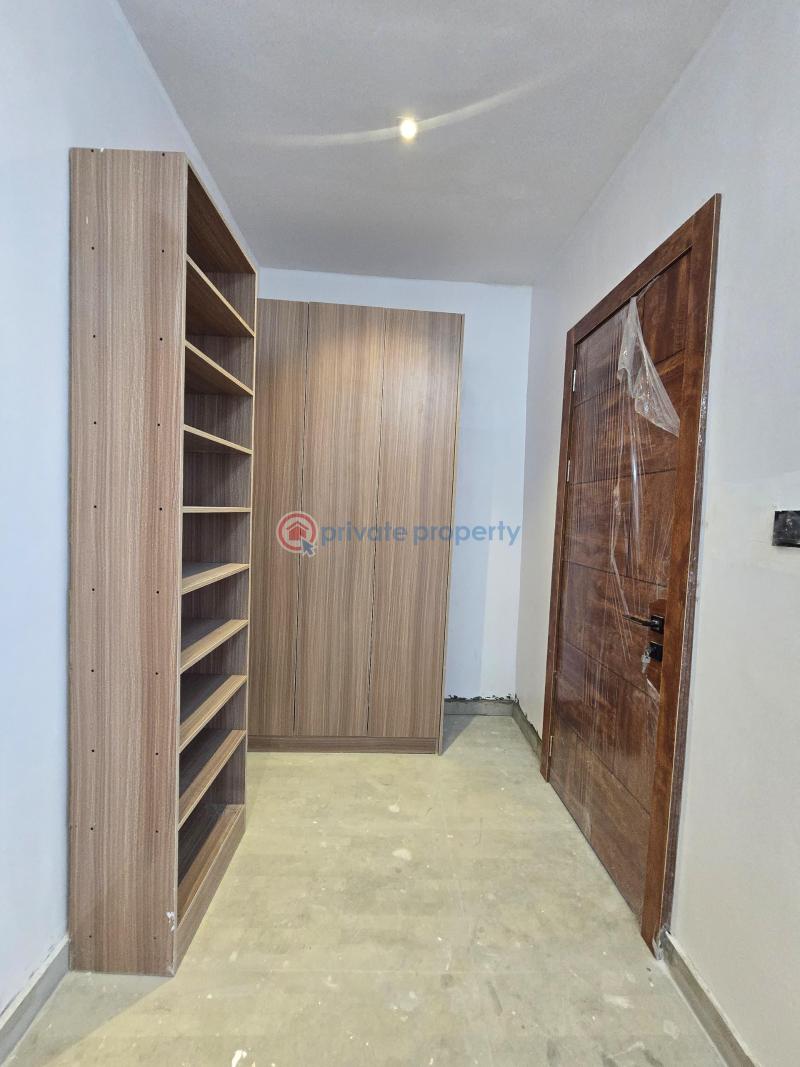 Brand new 5-bedroom detached duplex  with bq - 12 5 bedroom Detached Duplex For Sale Lekki Phase 1 Lagos - 12