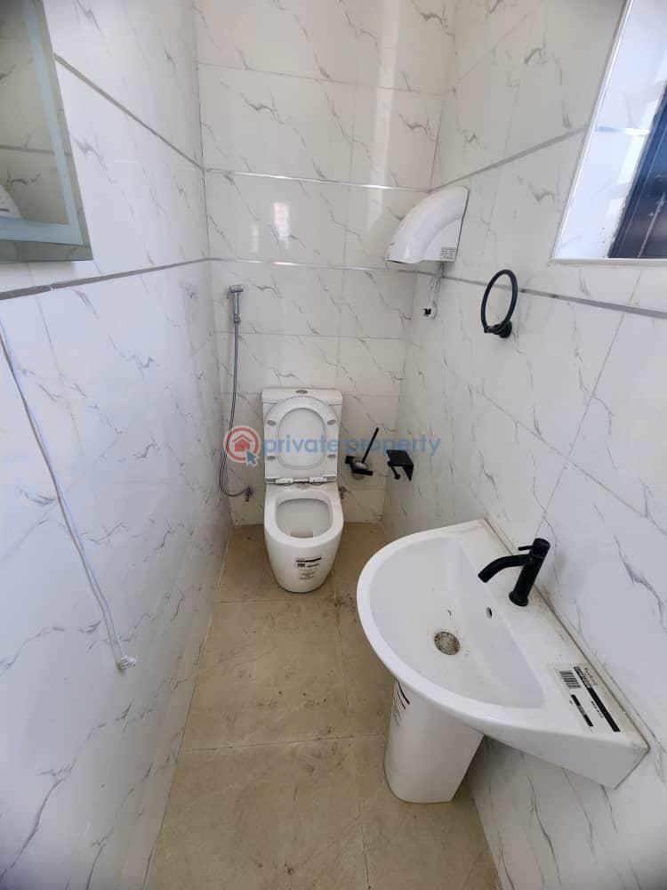 5 bedroom Detached Duplex For Sale Jakande Lekki Lagos - 3