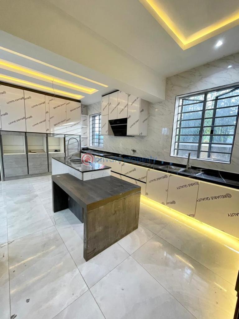 5 bedroom Detached Duplex For Sale Lekki Phase 1 Lagos - 1