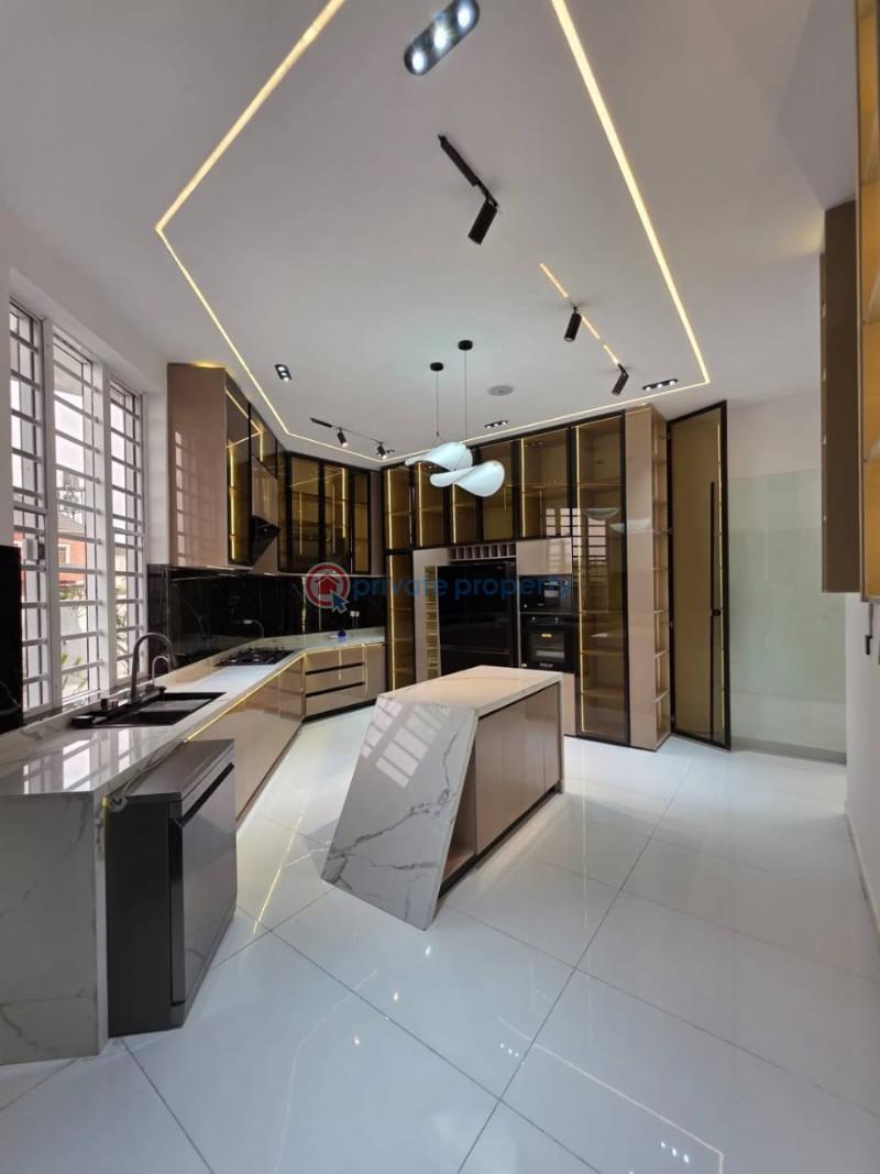 5 bedroom Detached Duplex For Sale Chevron Drive Lekki Lagos - 2