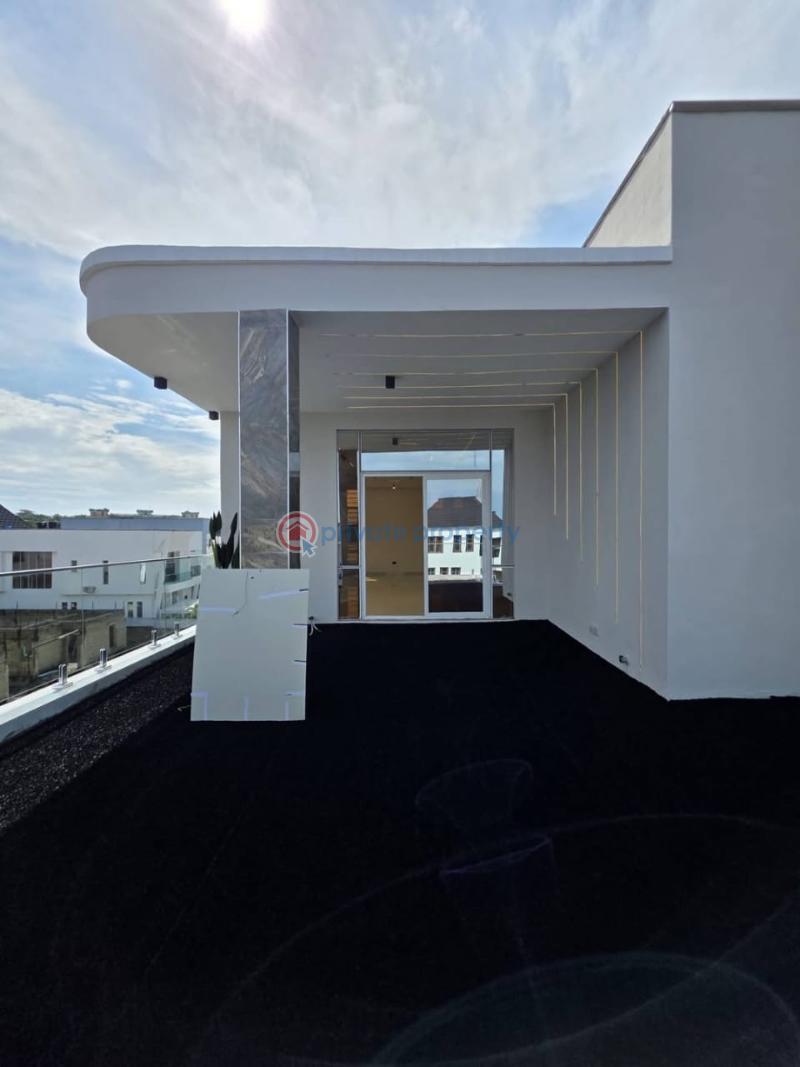 5 bedroom Detached Duplex For Sale Chevron Drive Lekki Lagos - 0
