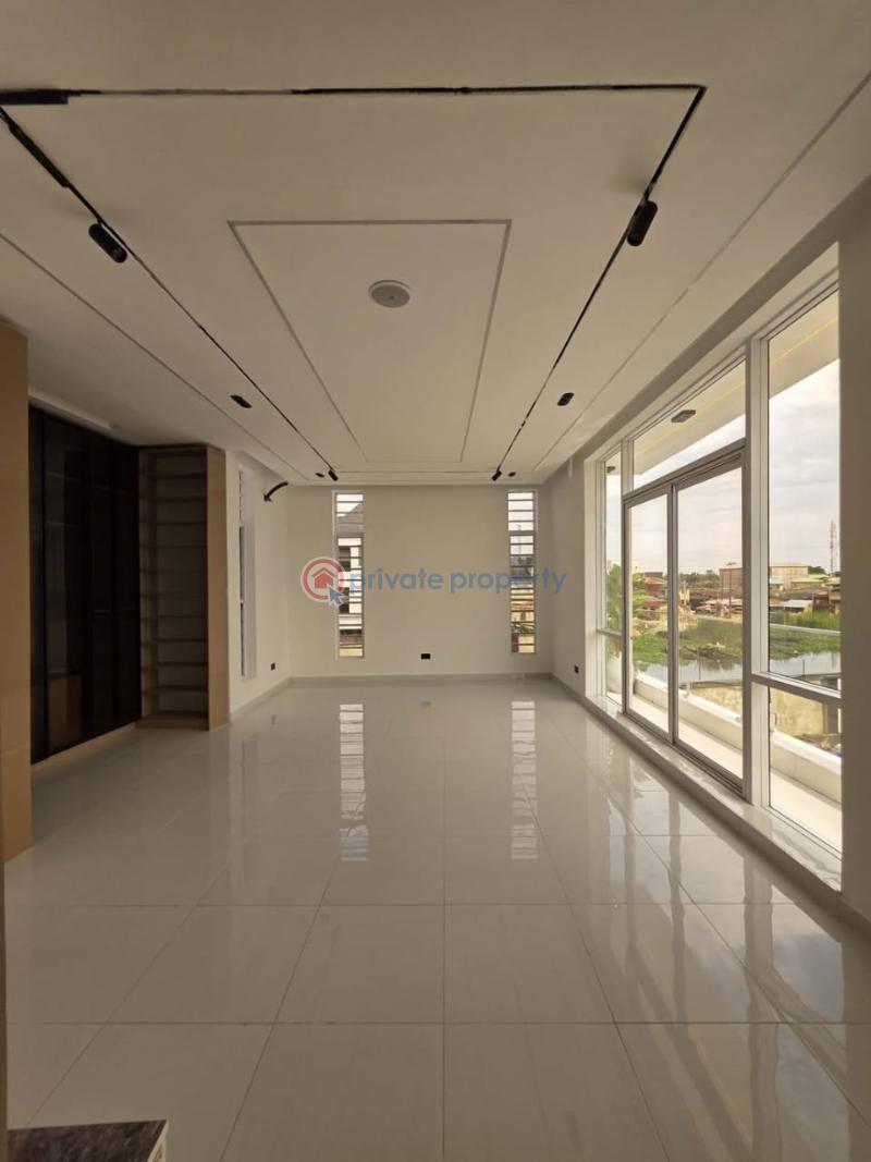 5 bedroom Detached Duplex For Sale Chevron Drive Lekki Lagos - 4