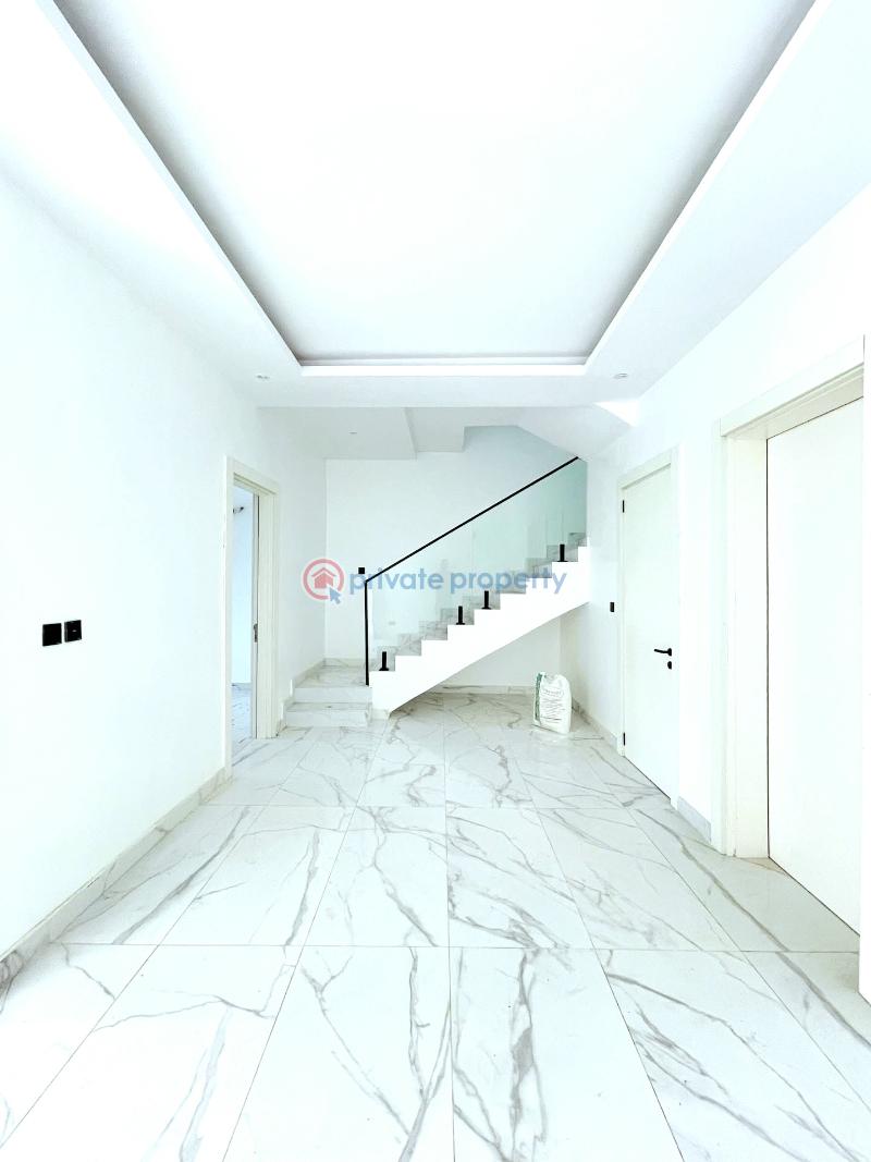 5 bedroom Semi detached Duplex For Sale Lekki Phase 1 Lagos - 2