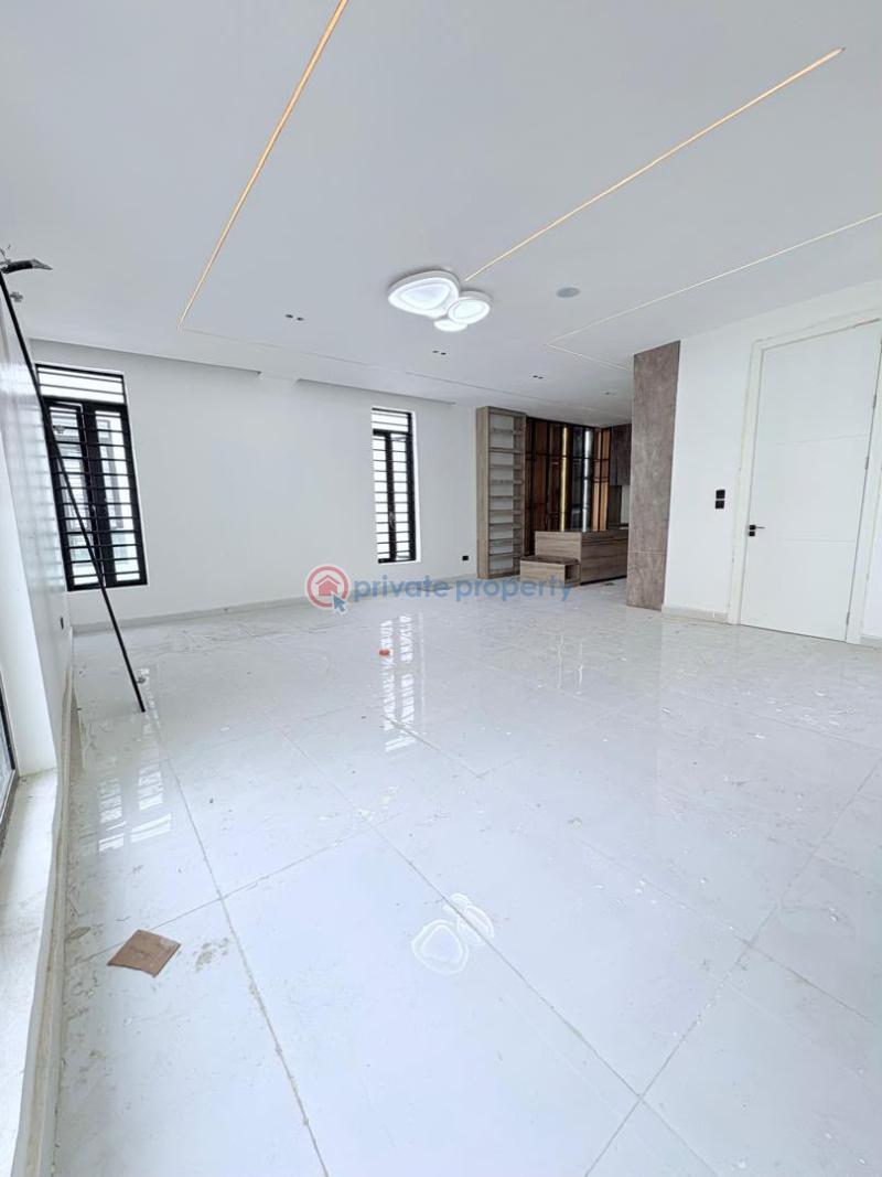 5 bedroom House For Sale Lekki Lagos - 9