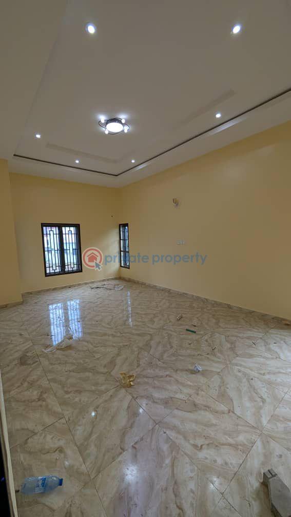 House For Rent Location: Tiger Estate, Along Ojoo Expressway, Ibadan Ibadan Oyo - 7