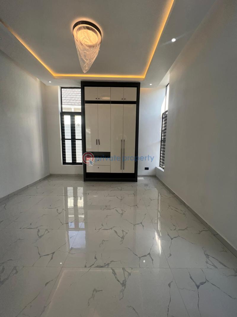 5 bedroom Detached Duplex For Sale Ikota, Ikota Lekki Lagos - 11