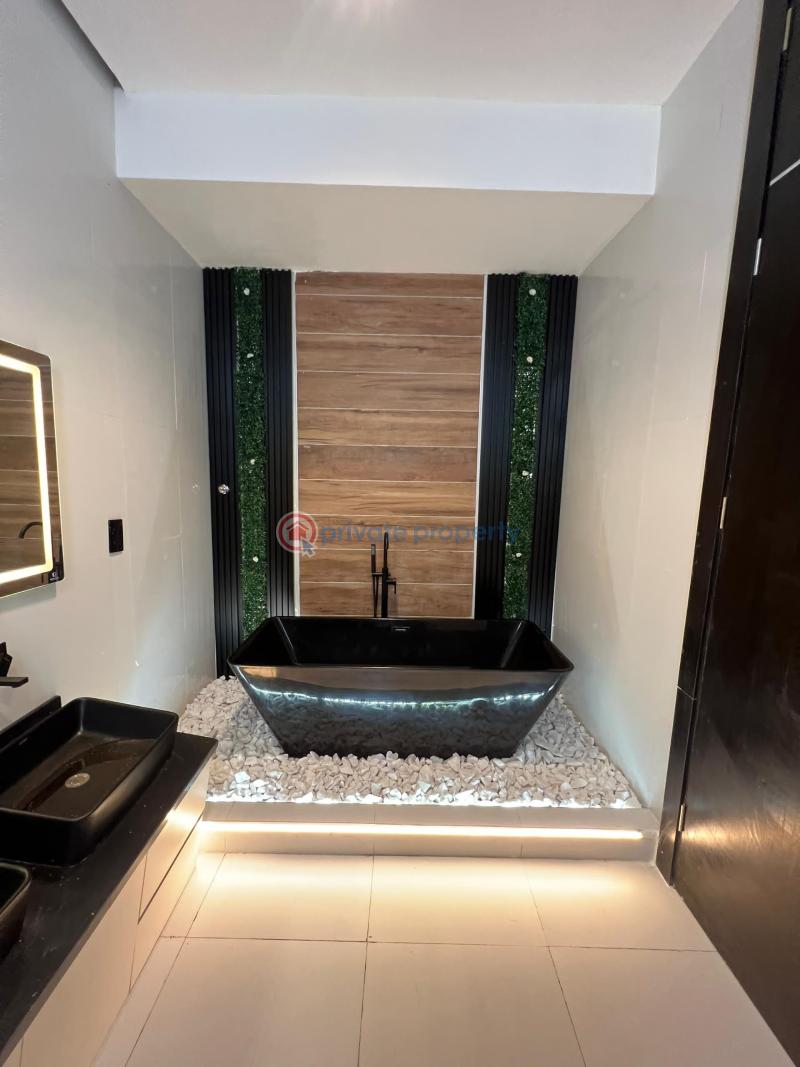 Brand new  5 bedroom duplex with cinema, swimming pool, rooftop terrace and bq - 22 5 bedroom Duplex For Sale Chevron Drive Lekki Lagos - 22