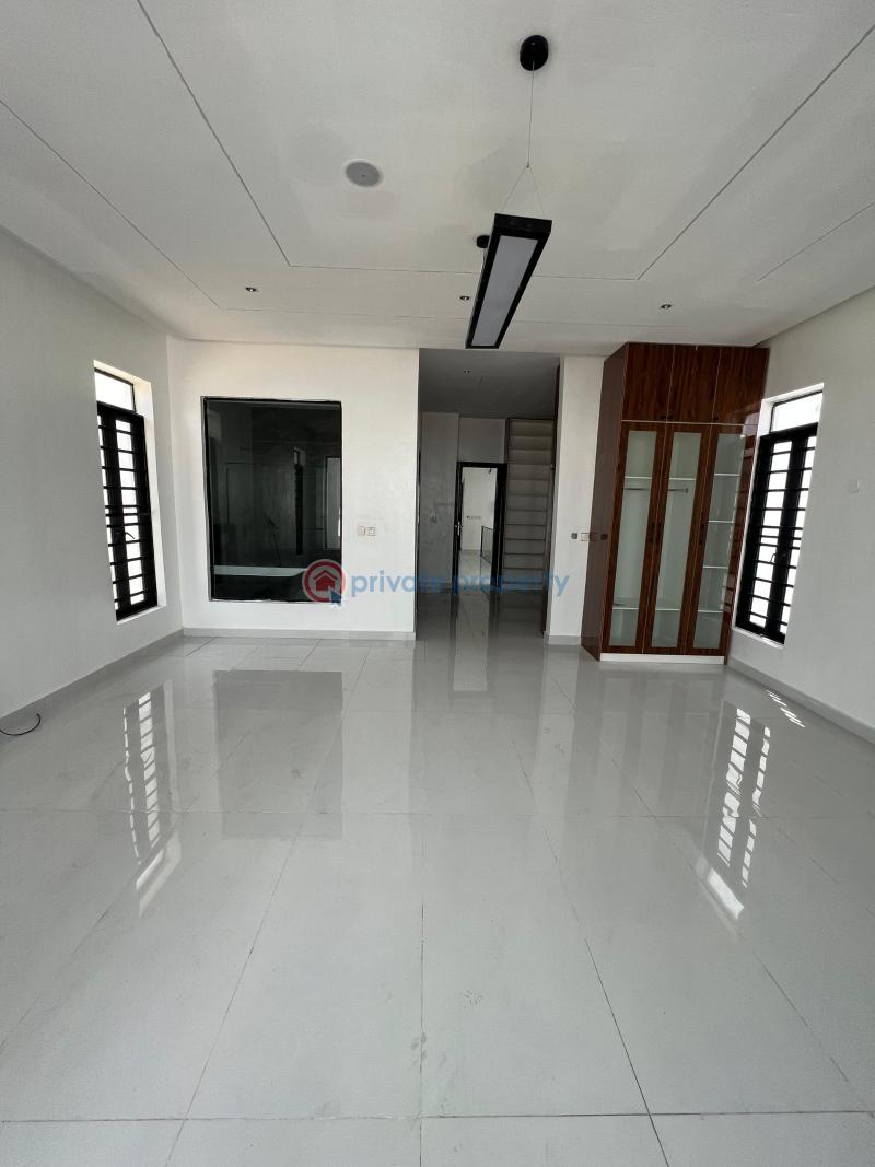 5 bedroom Detached Duplex For Sale 2nd Toll Gate, Lafiaji Lekki Lagos - 11