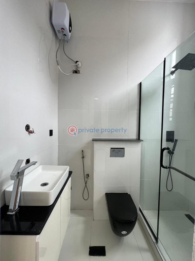 5 bedroom Detached Duplex For Sale Chevron Drive Lekki Lagos - 17