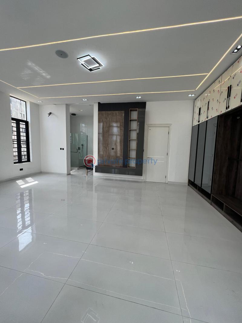 5 bedroom Detached Duplex For Sale Chevron Drive Lekki Lagos - 9