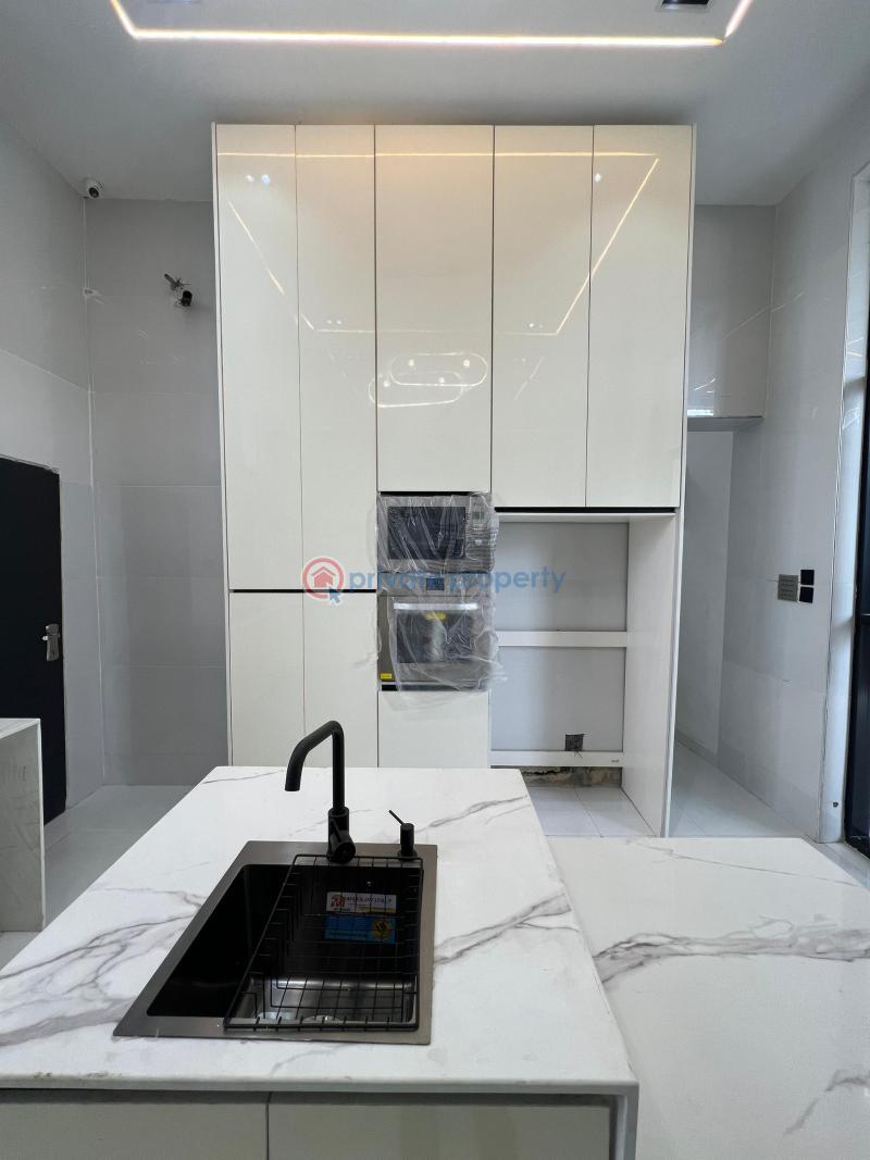 5 bedroom Detached Duplex For Sale Chevron Drive Lekki Lagos - 14