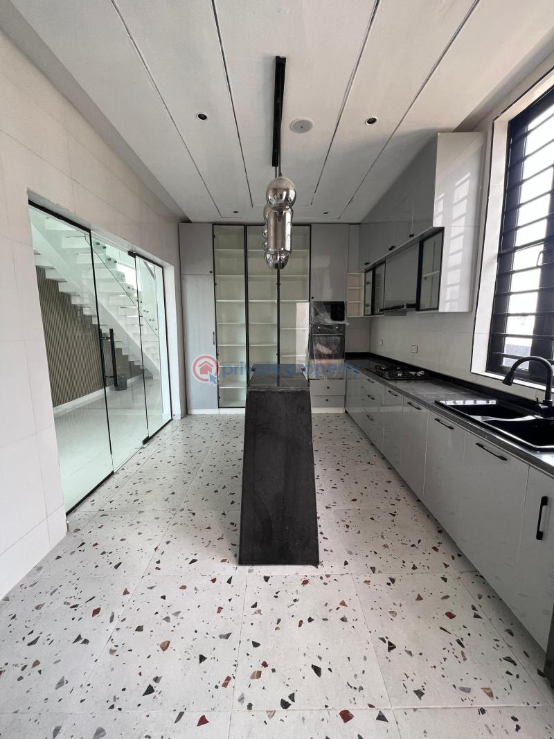 5 bedroom Detached Duplex For Sale 2nd Toll Gate, Lafiaji Lekki Lagos - 21