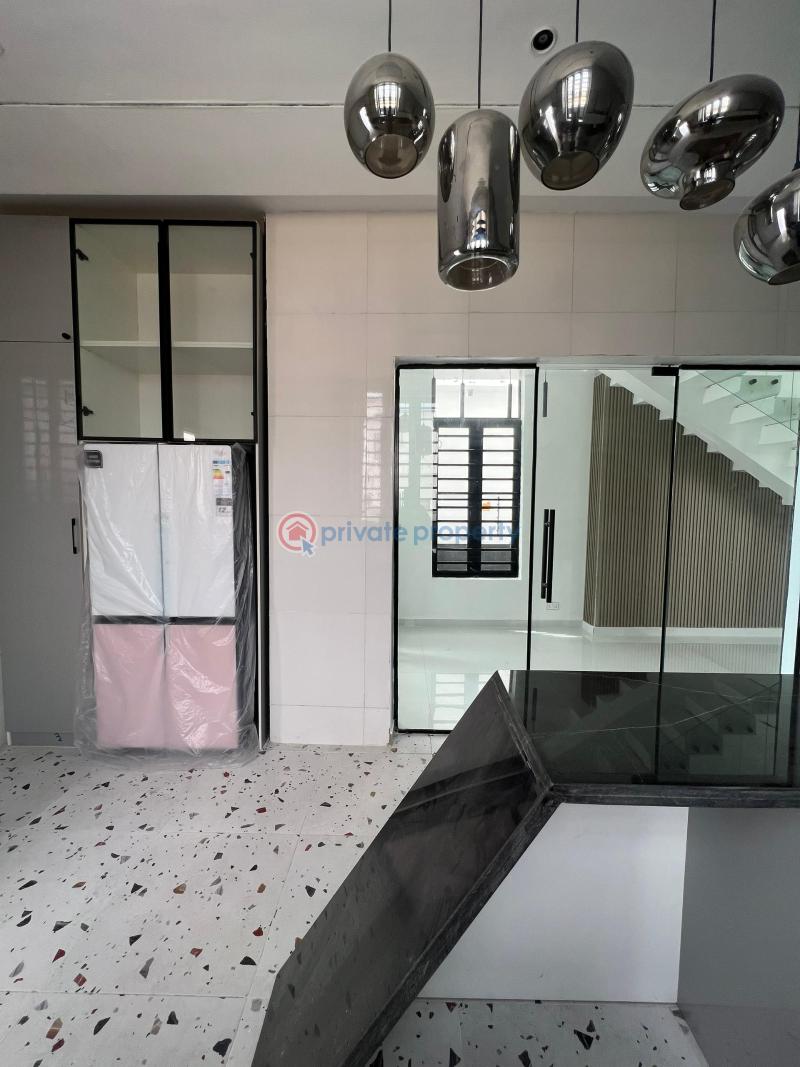 5 bedroom Detached Duplex For Sale 2nd Toll Gate, Lafiaji Lekki Lagos - 22