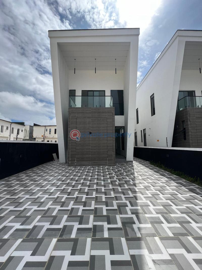 5 bedroom Detached Duplex For Sale 2nd Toll Gate, Lafiaji Lekki Lagos - 0