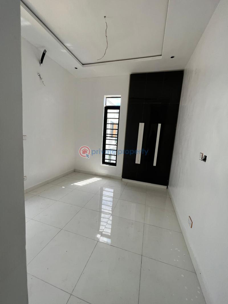 5 bedroom Detached Duplex For Sale 2nd Toll Gate, Lafiaji Lekki Lagos - 16
