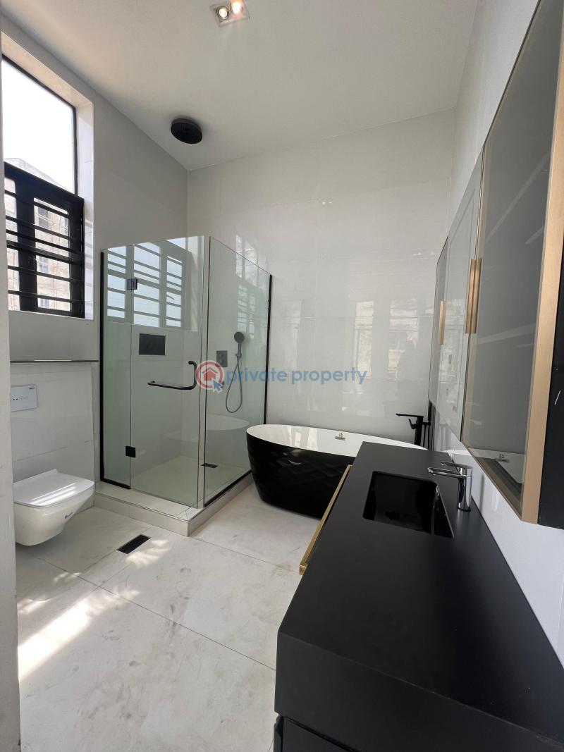 5 bedroom Detached Duplex For Sale Chevron Drive Lekki Lagos - 4