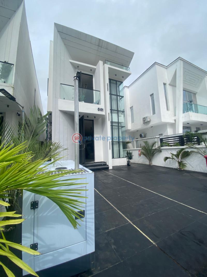 5 bedroom Detached Duplex For Sale Chevron Drive Lekki Lagos - 1
