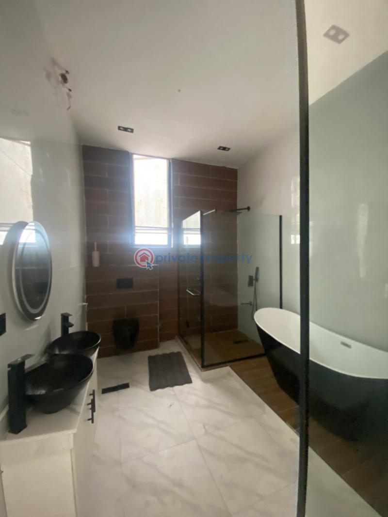 5 bedroom Detached Duplex For Sale Chevron Drive Lekki Lagos - 4