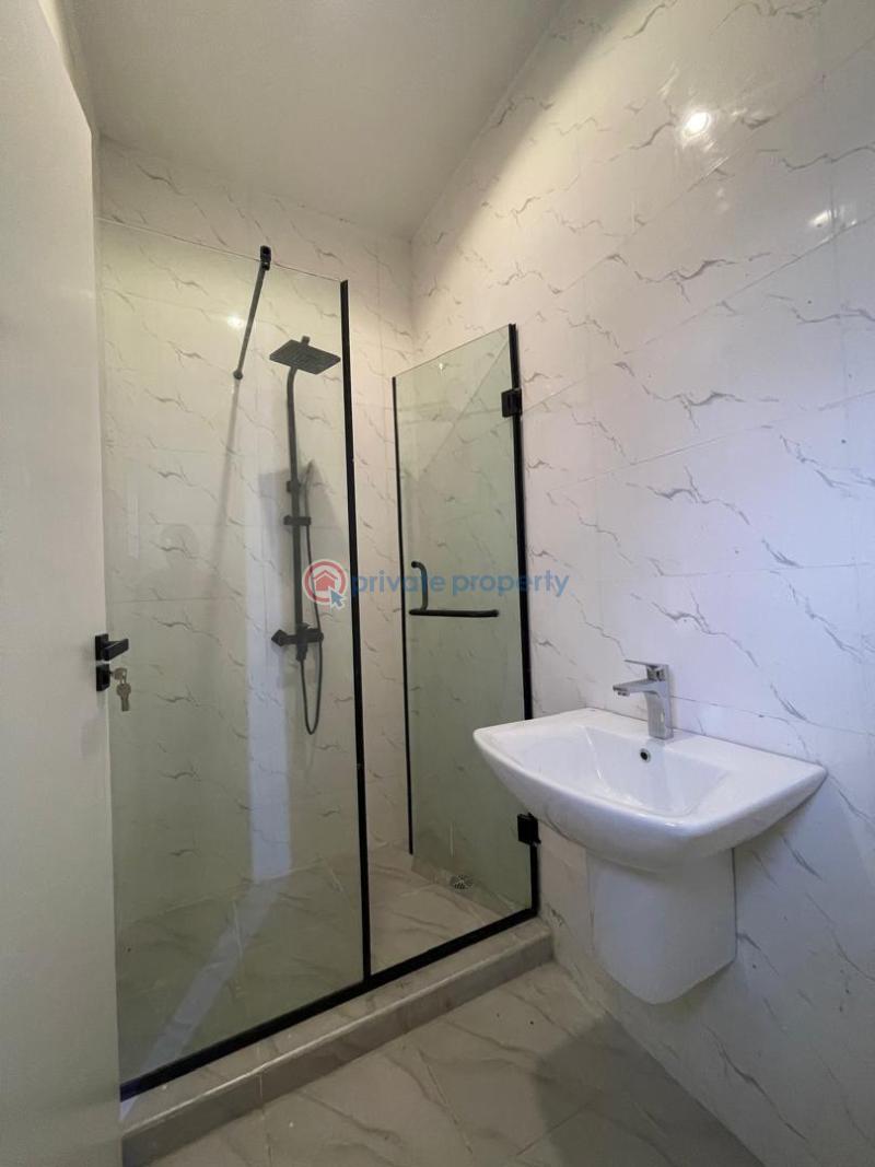 5 bedroom Detached Duplex For Sale Off Admiralty Way Lekki Phase 1 Lagos - 6