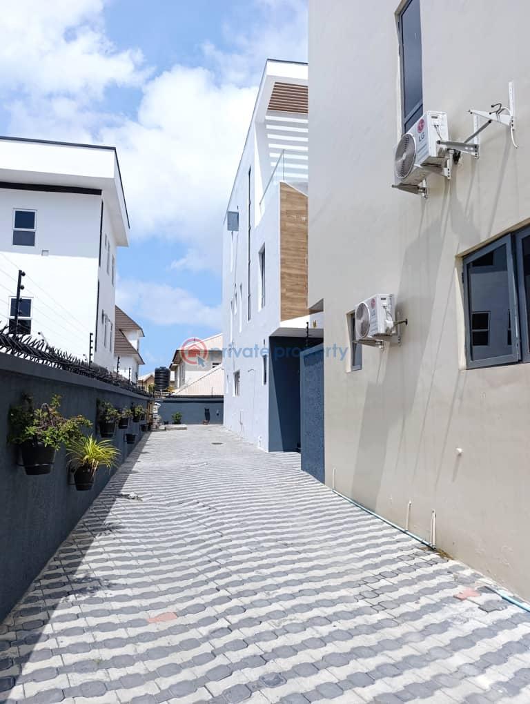 Brand new 5 bedroom fully-detached duplex with 2 room bq - 1 5 bedroom Detached Duplex For Rent Lekki Phase 1 Lagos - 1