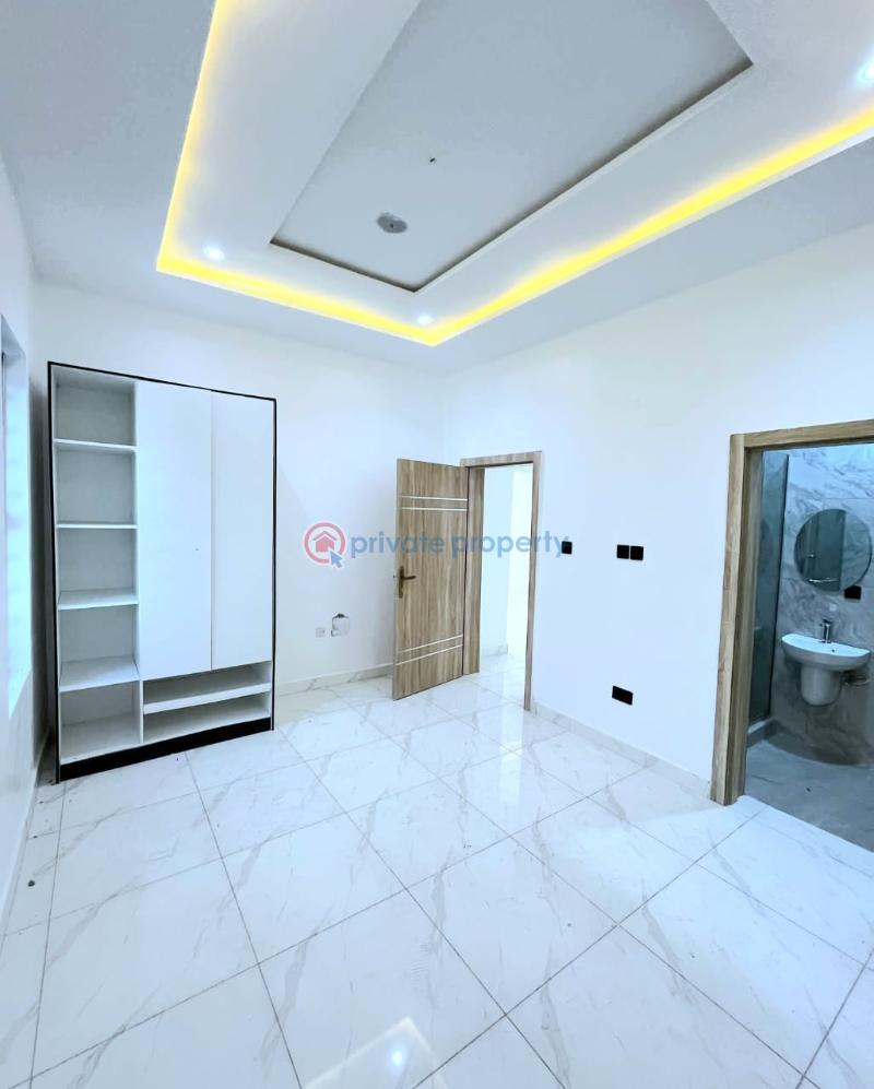 Brand new 5-bedroom fully detached duplex with a bq - 0 5 bedroom Detached Duplex For Sale Ologolo Lekki Lagos - 0