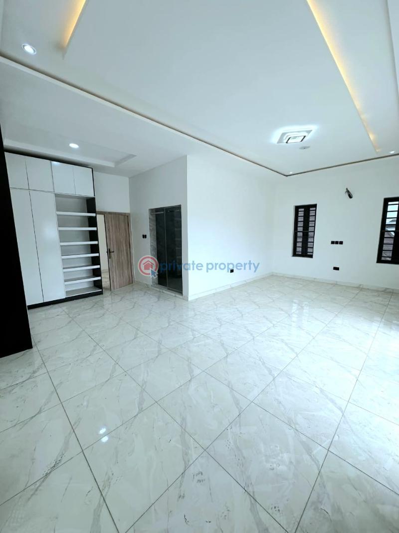 Brand new 5-bedroom fully detached duplex with a bq - 8 5 bedroom Detached Duplex For Sale Ologolo Lekki Lagos - 8