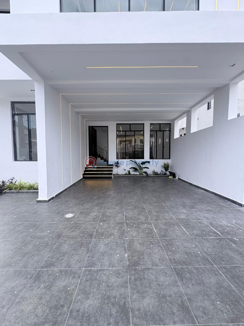 5 bedroom Detached Duplex For Sale Chevron Drive Lekki Lagos - 5