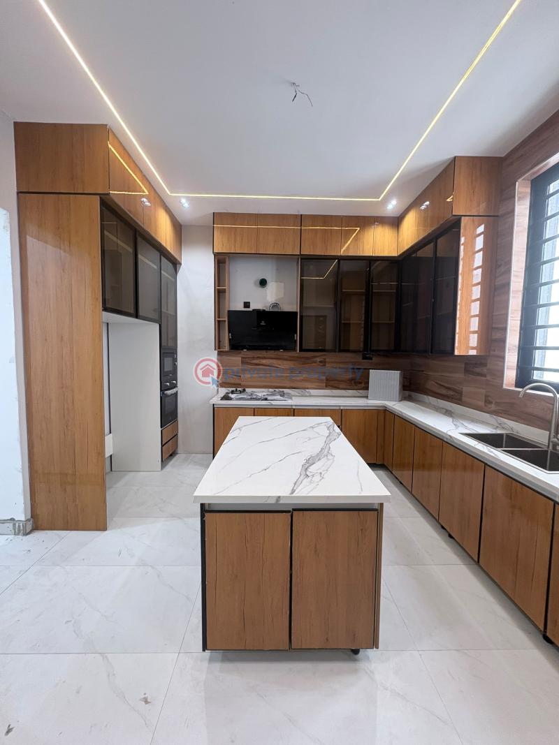 5 bedroom Detached Duplex For Sale Chevron Drive Lekki Lagos - 4