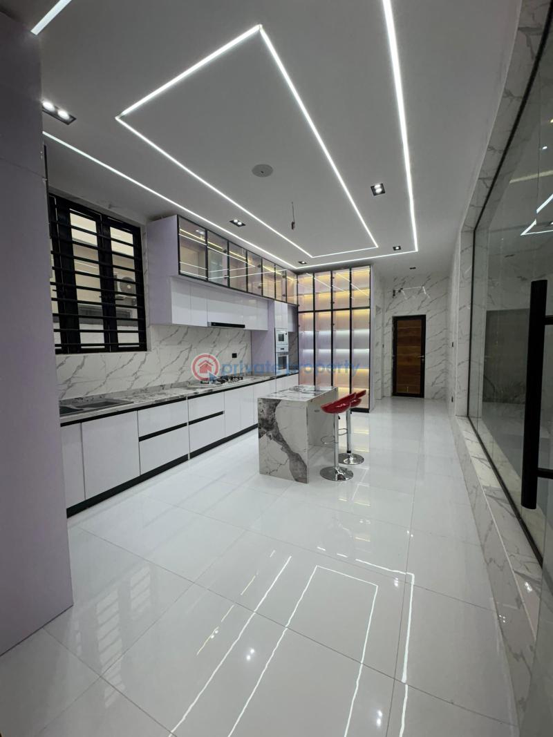 5 bedroom Detached Duplex For Sale 2nd Tollgate, Lafiaji Lekki Lagos - 24