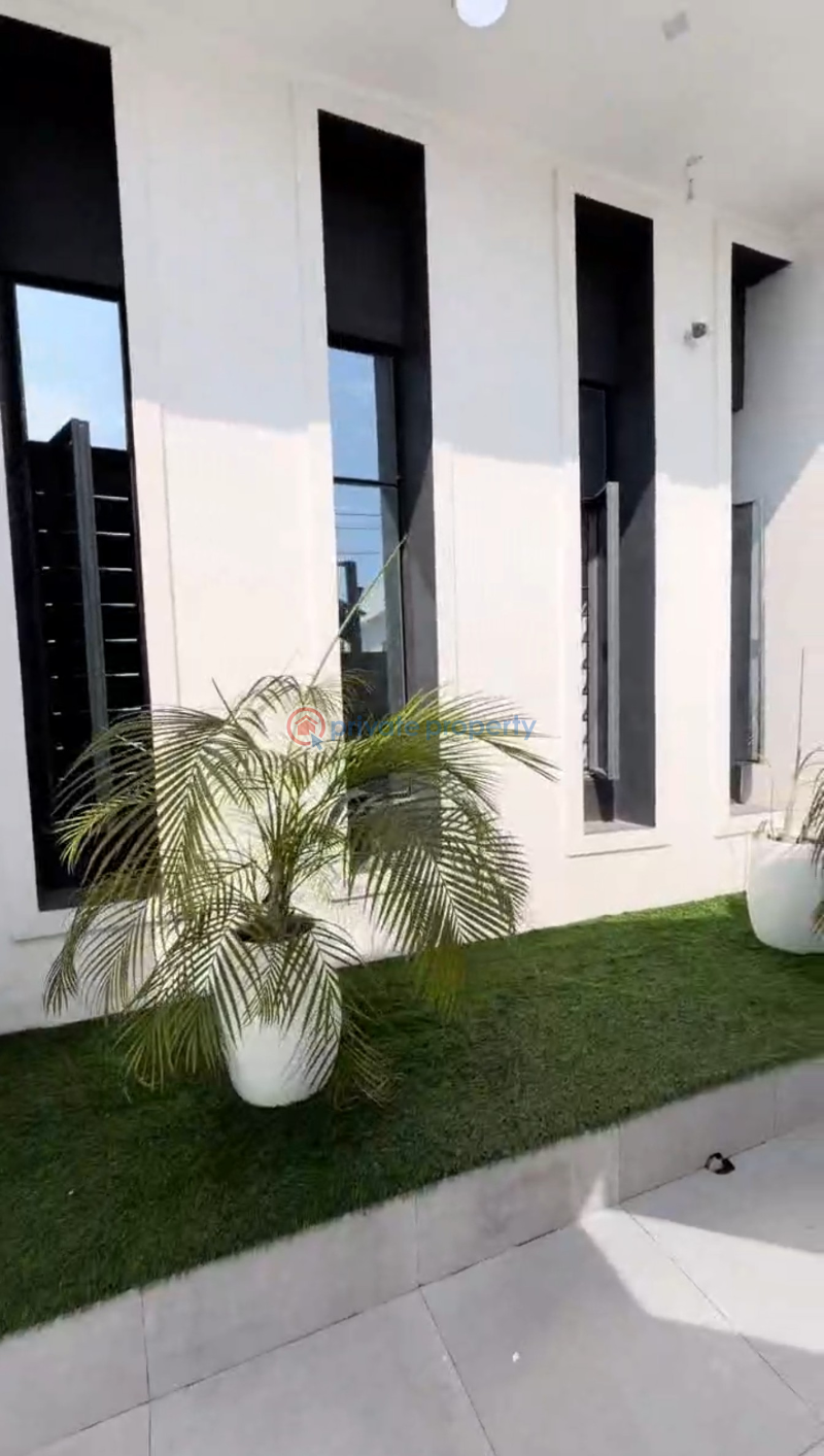 5 bedroom Detached Duplex For Sale Omole Phase 1 Ojodu Lagos - 3