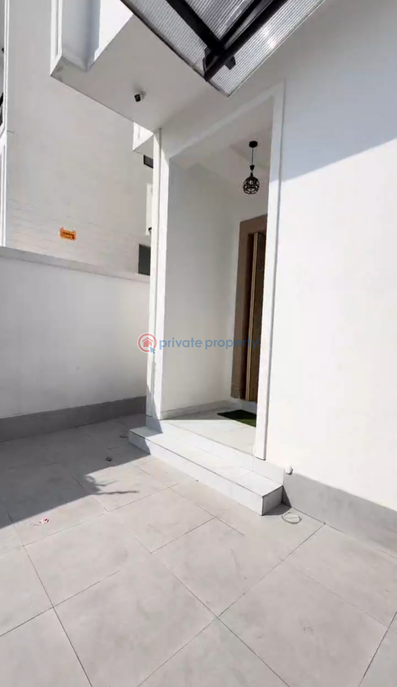 5 bedroom Detached Duplex For Sale Omole Phase 1 Ojodu Lagos - 4