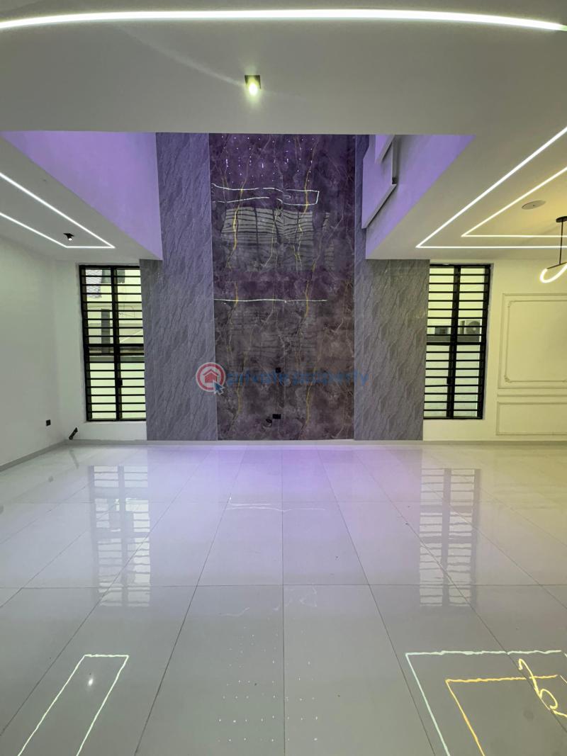 5 bedroom Detached Duplex For Sale 2nd Tollgate, Lafiaji Lekki Lagos - 23